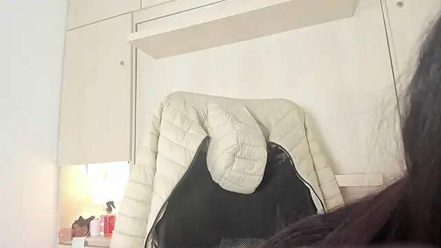 Snapshot of LexxaQueen chatting on 11/27/25, 08:00 LexxaQueen online show from 11/27/25, 08:00