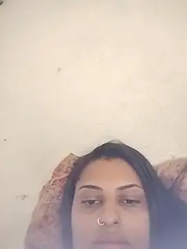Snapshot of Marianasapequinha chatting on 10/27/25, 12:53 Marianasapequinha online show from 10/27/25, 12:53