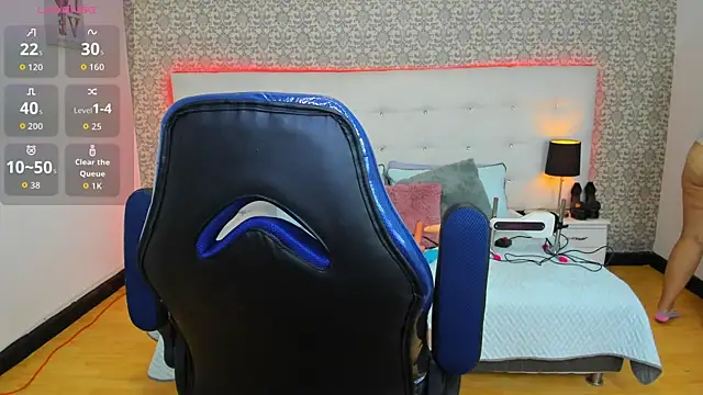 Manu silver  online show from 09/24/25, 07:28