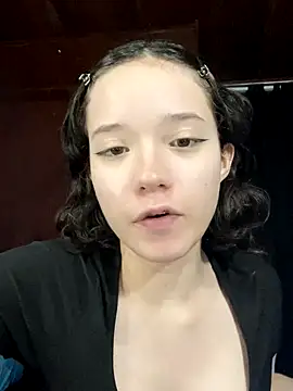 sukubo   online show from 11/15/25, 03:26