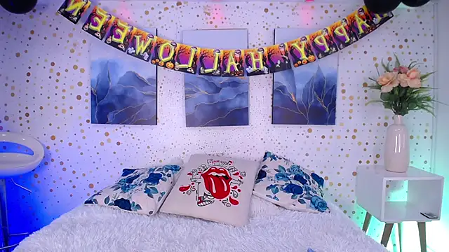 Emily Vaughan online show from 10/25/25, 03:25