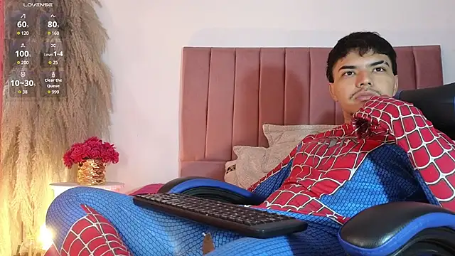 Snowlann online show from 10/29/25, 01:13