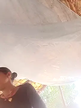 Snapshot of Sapna_cutt chatting on 09/18/25, 08:27 Sapna cutt online show from 09/18/25, 08:27