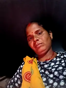 Snapshot of Sapna_cutt chatting on 10/05/25, 02:48 Sapna cutt online show from 10/05/25, 02:48