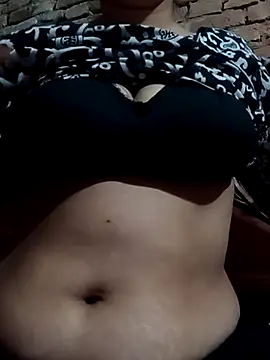 Cute Pagli online show from 11/14/25, 02:27