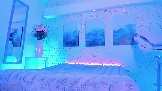 ArianaSantana online show from 09/30/25, 01:38