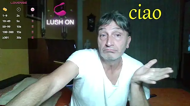 lattediyak online show from 10/04/25, 01:47