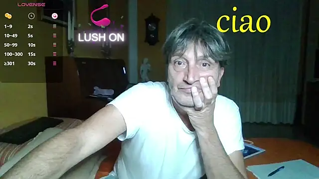 lattediyak online show from 10/15/25, 11:49