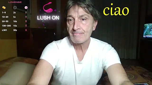 lattediyak online show from 11/30/25, 01:42