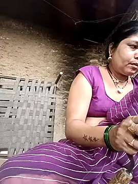 Snapshot of Rashili_jaan chatting on 06/16/26, 01:08 Rashili jaan online show from 06/16/26, 01:08