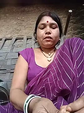 Snapshot of Rashili_jaan chatting on 06/23/26, 02:42 Rashili jaan online show from 06/23/26, 02:42