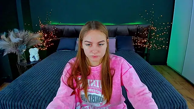 MilaAddams online show from 11/29/25, 07:00