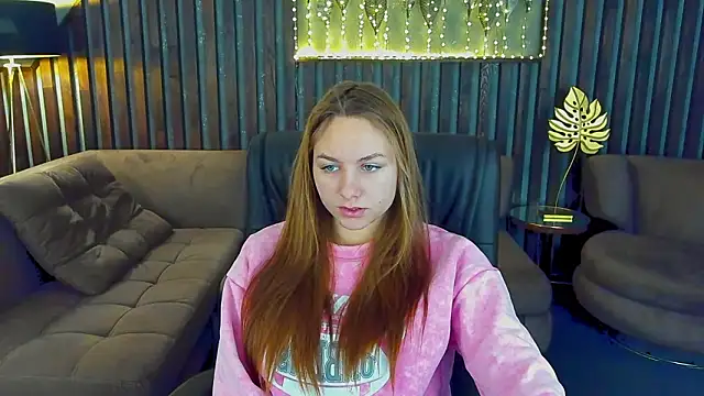 MilaAddams online show from 02/01/26, 06:34