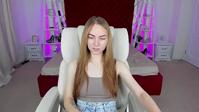 MilaAddams online show from 05/23/26, 06:01