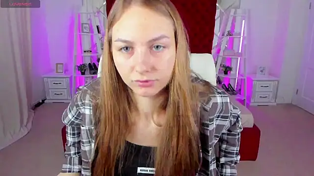 Snapshot of MilaAddams chatting on 07/23/26, 05:38 MilaAddams online show from 07/23/26, 05:38
