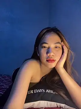 Shy SexyLady online show from 04/10/26, 10:09