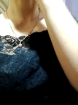 LucyyLy online show from 10/02/25, 11:39