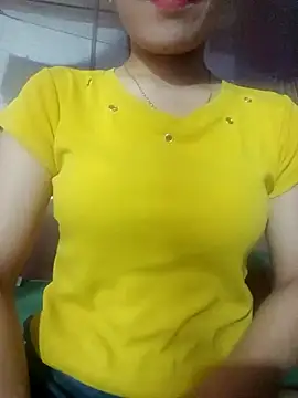 LucyyLy online show from 10/15/25, 11:16