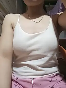 Snapshot of LucyyLy chatting on 06/18/26, 10:58 LucyyLy online show from 06/18/26, 10:58