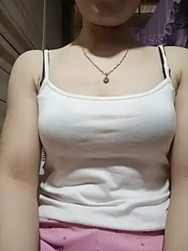 LucyyLy online show from 07/02/26, 12:21