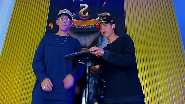 Dante Brown1  online show from 11/10/25, 09:47