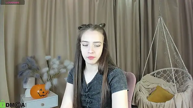 Belle Wa1ker online show from 10/30/25, 03:08