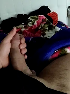 Yazaza1999 online show from 10/21/25, 07:47