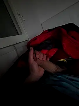 Yazaza1999 online show from 12/19/25, 10:28