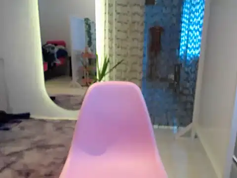 Manuela lara  online show from 09/23/25, 01:47