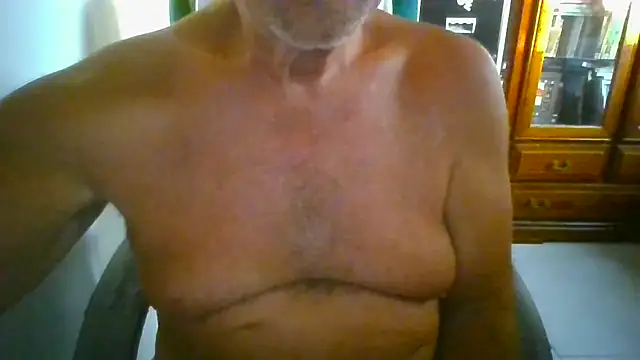 Snapshot of hpp66 chatting on 07/15/26, 06:57 hpp66 online show from 07/15/26, 06:57