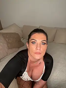 Nola Luxx-offiziell online show from 09/09/25, 06:29