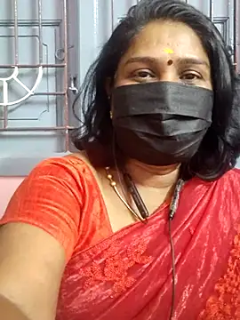 Snapshot of Tamil_Azhaghi25 chatting on 06/26/26, 01:26 Tamil Azhaghi25 online show from 06/26/26, 01:26
