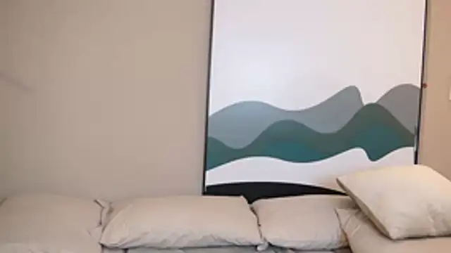 Snapshot of Tayler_Kim chatting on 10/19/25, 04:51 Tayler Kim online show from 10/19/25, 04:51