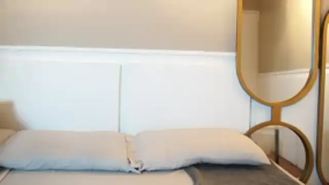 Snapshot of Tayler_Kim chatting on 10/23/25, 06:28 Tayler Kim online show from 10/23/25, 06:28