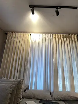 Tayler Kim online show from 03/03/26, 06:47