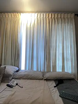 Tayler Kim online show from 04/04/26, 06:05