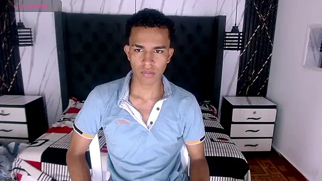 Snapshot of aston_xvera chatting on 09/11/25, 03:28 aston xvera online show from 09/11/25, 03:28