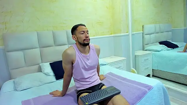 TyagoRoberts online show from 09/23/25, 12:52