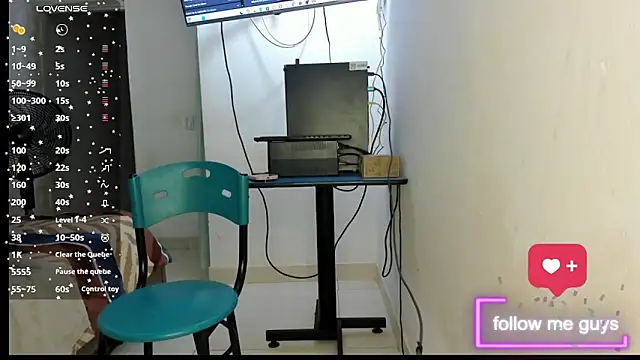 lunna noir online show from 11/03/25, 07:26