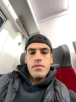 dino2603 online show from 09/17/25, 07:43