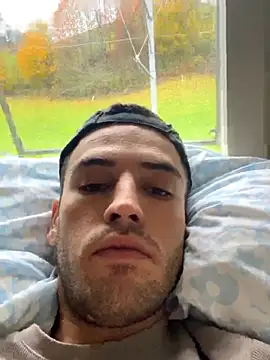 Snapshot of dino2603 chatting on 10/30/25, 02:07 dino2603 online show from 10/30/25, 02:07