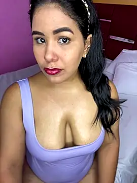 Roxxybigboobs online show from 09/24/25, 02:42