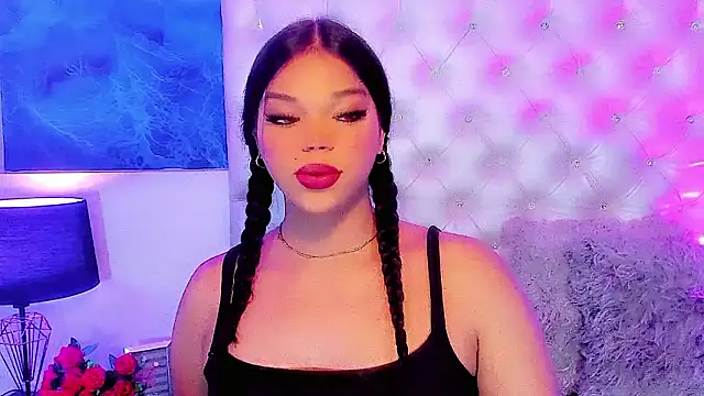 Valeria Swett  online show from 02/26/26, 08:08