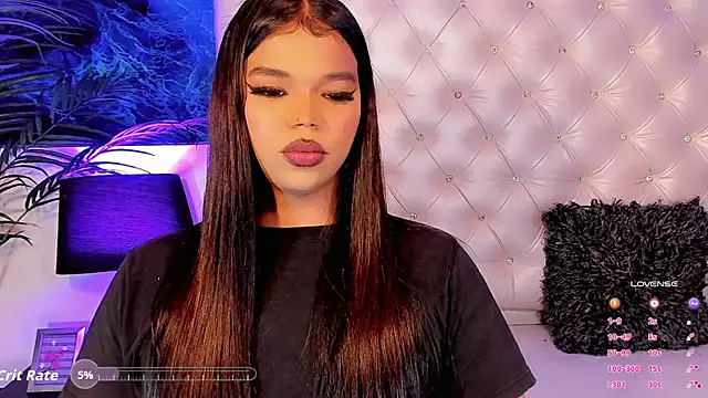 Valeria Swett  online show from 04/21/26, 02:51