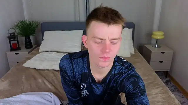 happy de1mos online show from 10/21/25, 09:37