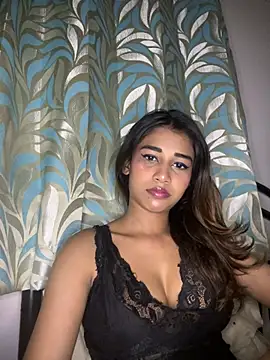 STRIP GLOW online show from 01/10/26, 11:53