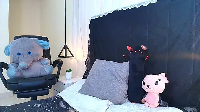 IvyBelle  online show from 03/24/26, 11:26