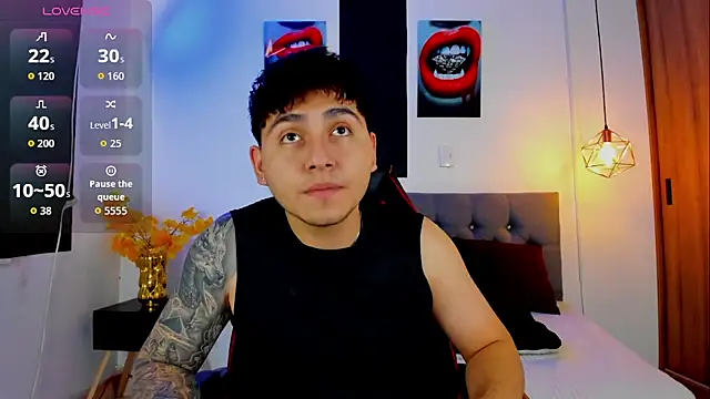 Snapshot of Nicolas_James_Sc chatting on 10/02/25, 01:40 Nicolas James Sc online show from 10/02/25, 01:40