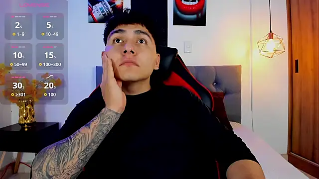 Snapshot of Nicolas_James_Sc chatting on 10/04/25, 01:09 Nicolas James Sc online show from 10/04/25, 01:09