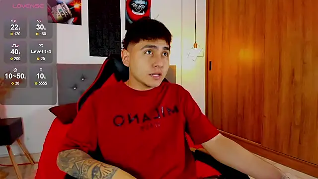 Snapshot of Nicolas_James_Sc chatting on 01/13/26, 02:00 Nicolas James Sc online show from 01/13/26, 02:00